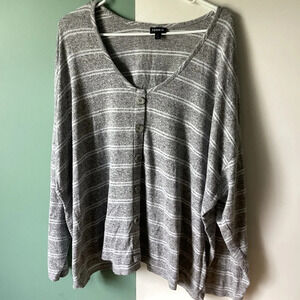 Torrid pullover sweater 4x